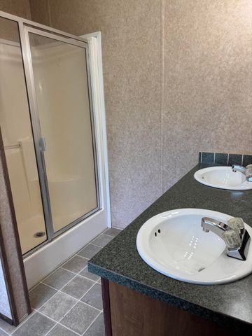 61999 E 264 Lane, Grove, OK 74344