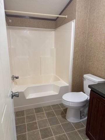 61999 E 264 Lane, Grove, OK 74344
