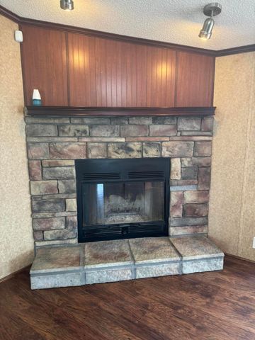 61999 E 264 Lane, Grove, OK 74344