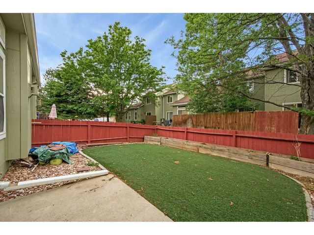 152 Crabapple Dr, Windsor, CO 80550