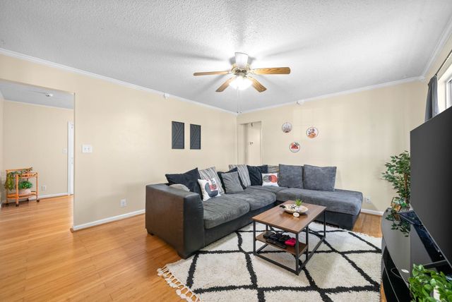 239 Golden Pond Ave, Oak Grove, KY 42262