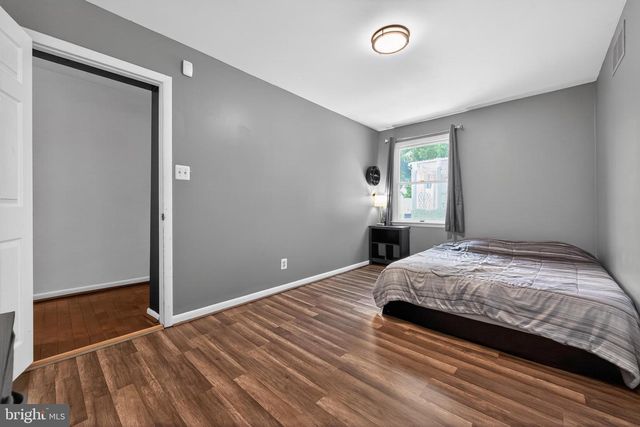 4 HAYES AVE, Berlin, NJ 08009