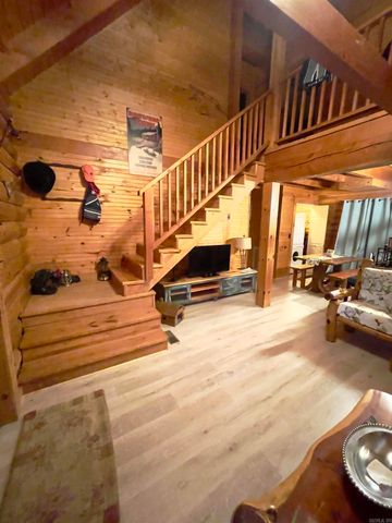 6 Holley Rd., Edgemont, AR 72044