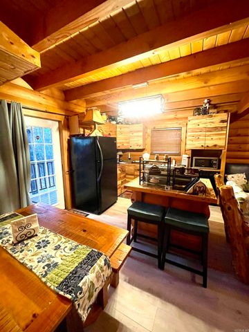 6 Holley Rd., Edgemont, AR 72044