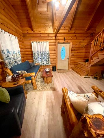 6 Holley Rd., Edgemont, AR 72044