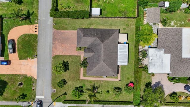 1016 CHERYL Road, Haverhill, FL 33417