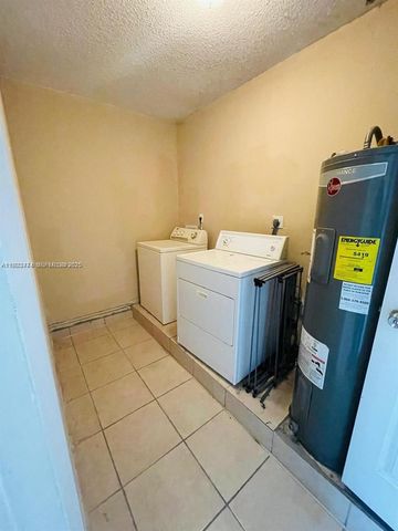 28120 SW 141st Pl 28120, Homestead, FL 33033