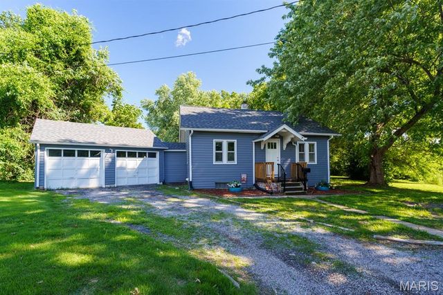 9 Lindauer Place, Belleville, IL 62226