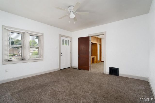 9 Lindauer Place, Belleville, IL 62226