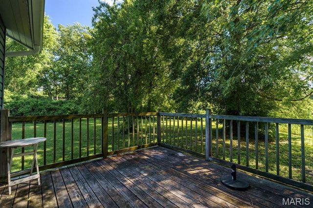 9 Lindauer Place, Belleville, IL 62226