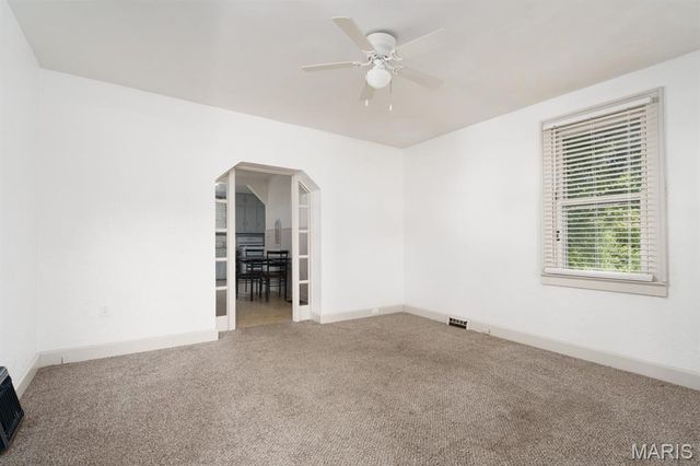9 Lindauer Place, Belleville, IL 62226