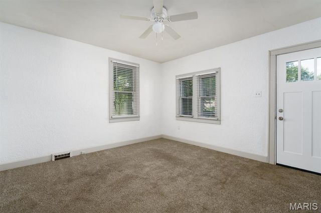 9 Lindauer Place, Belleville, IL 62226
