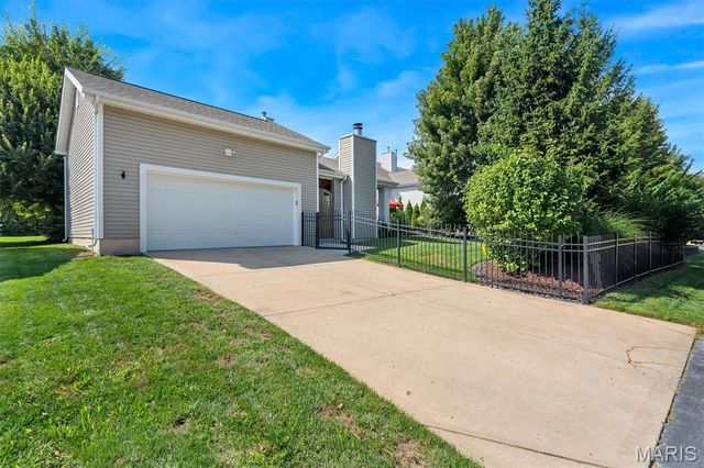 720 Rolling Wind Drive, O'fallon, MO 63368