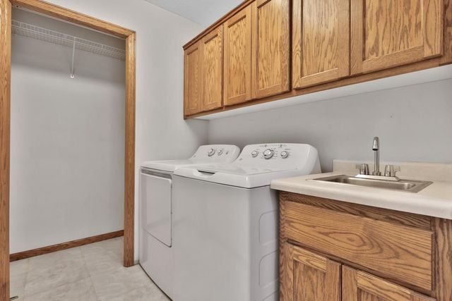 12498 194th Lane NW, Elk River, MN 55330