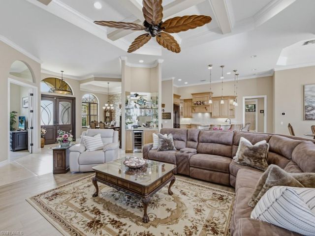 350 Meadowlark CT, Marco Island, FL 34145