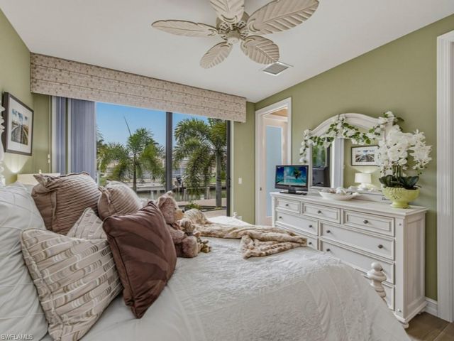 350 Meadowlark CT, Marco Island, FL 34145