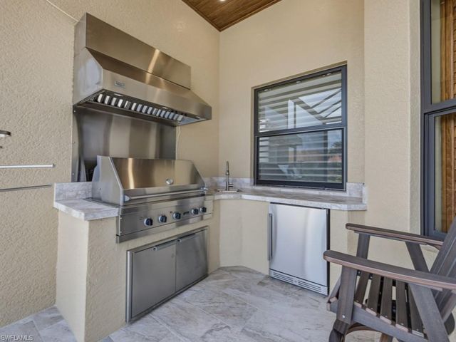 350 Meadowlark CT, Marco Island, FL 34145