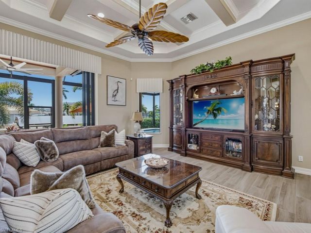350 Meadowlark CT, Marco Island, FL 34145