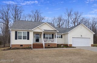 2837 Elizabeth Edwards Court, Grimesland, NC 27837