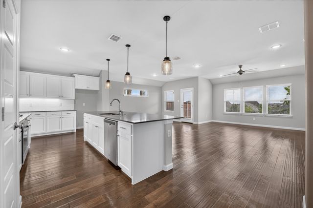 10645 Enchanted Rock Way, Fort Worth, TX 76126
