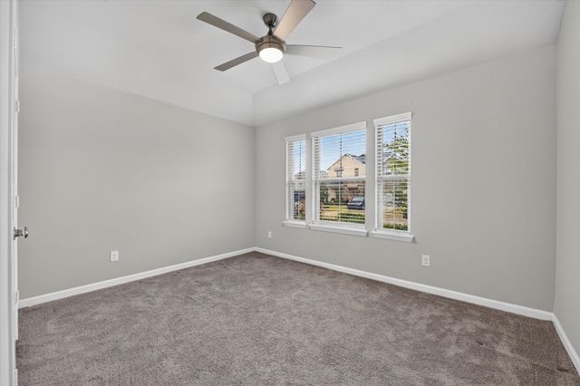 10645 Enchanted Rock Way, Fort Worth, TX 76126