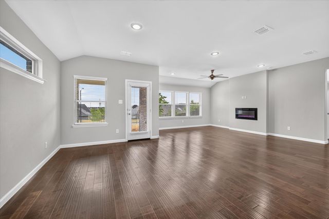 10645 Enchanted Rock Way, Fort Worth, TX 76126