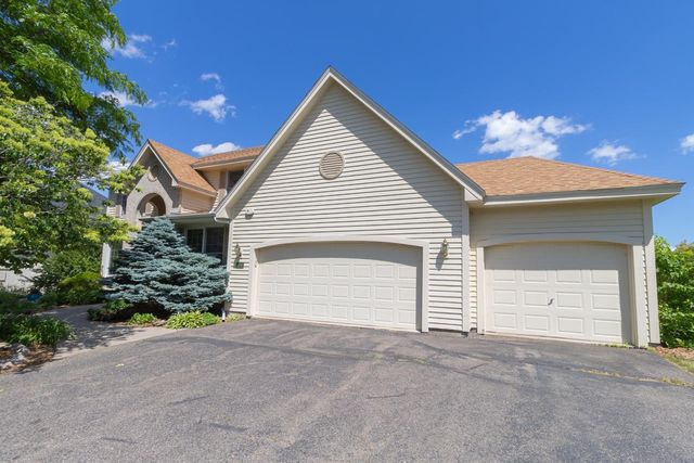 3440 Zircon Lane N, Plymouth, MN 55447