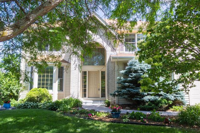 3440 Zircon Lane N, Plymouth, MN 55447