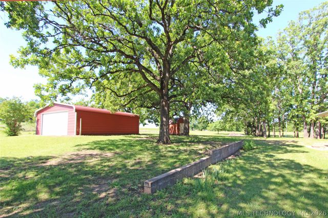 10261 N 3990 Road, Dewey, OK 74029
