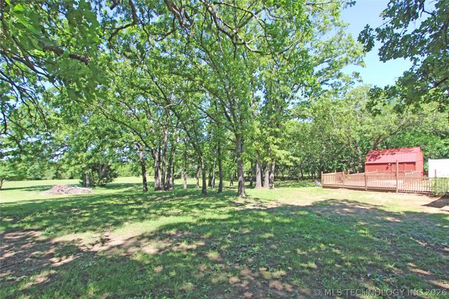 10261 N 3990 Road, Dewey, OK 74029