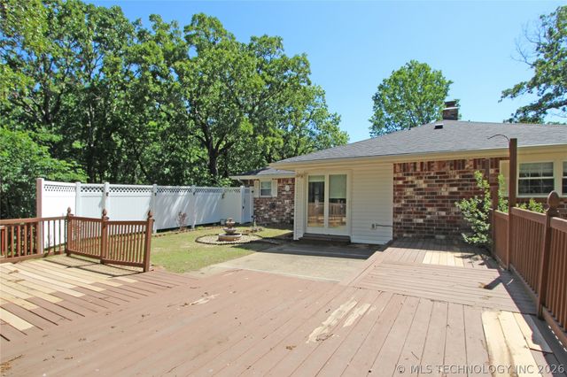 10261 N 3990 Road, Dewey, OK 74029