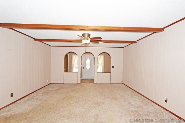10261 N 3990 Road, Dewey, OK 74029
