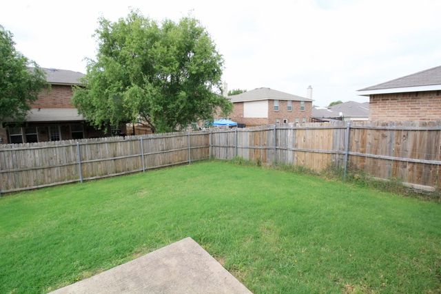 1920 J Cheshier Road, Fort Worth, TX 76247