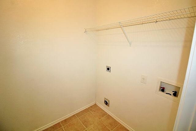 1920 J Cheshier Road, Fort Worth, TX 76247