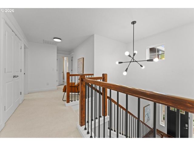 9327 N Ivanhoe St, Portland, OR 97203