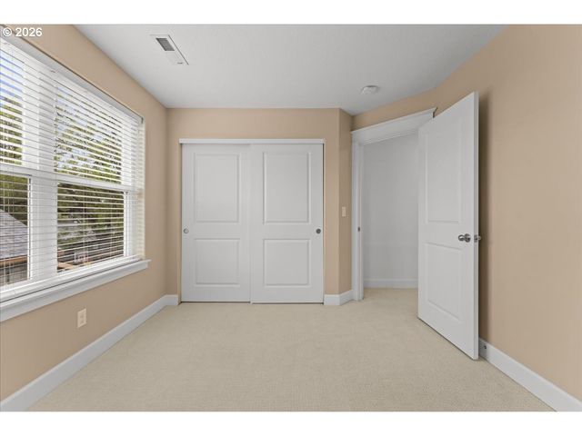 9327 N Ivanhoe St, Portland, OR 97203