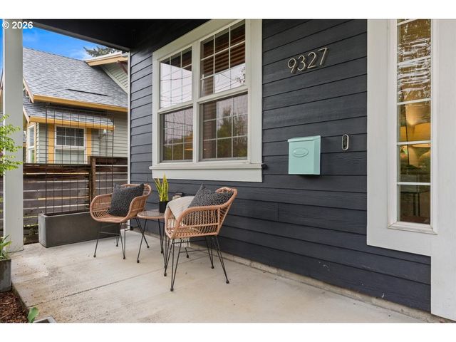 9327 N Ivanhoe St, Portland, OR 97203