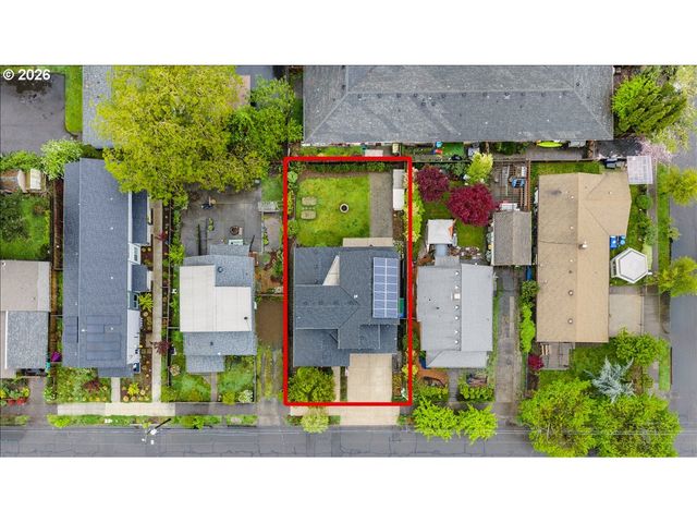 9327 N Ivanhoe St, Portland, OR 97203