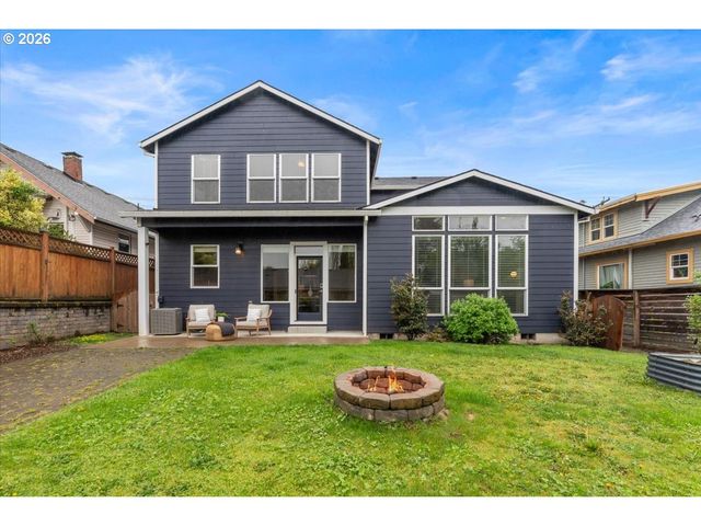 9327 N Ivanhoe St, Portland, OR 97203