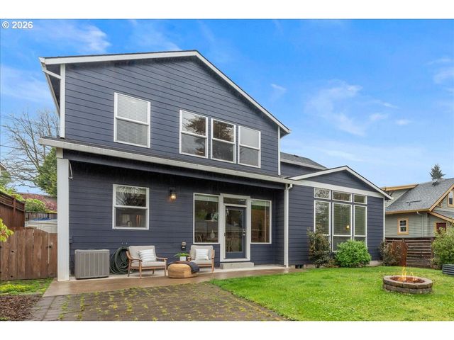 9327 N Ivanhoe St, Portland, OR 97203