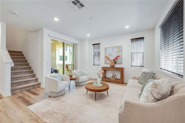 1404 Wingfoot, Carson, CA 90746