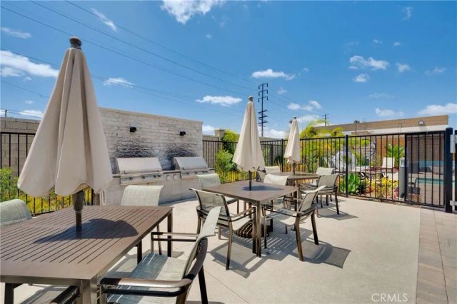 1404 Wingfoot, Carson, CA 90746
