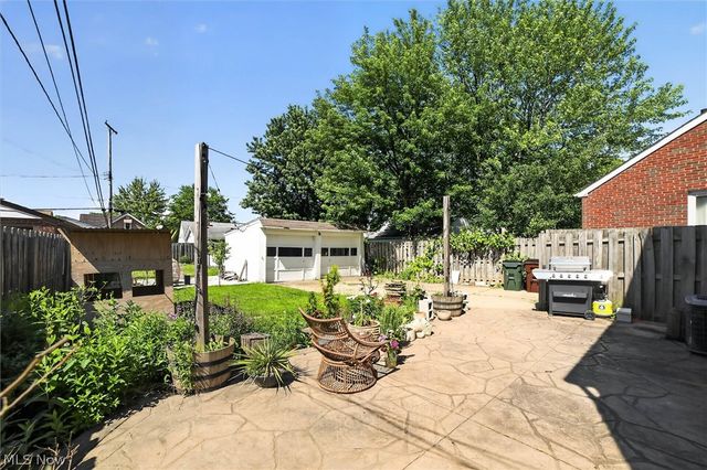 2902 Russell Avenue, Parma, OH 44134