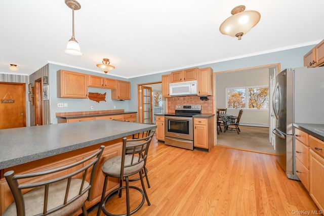 116 E 13th Street, Huntington Station, NY 11746