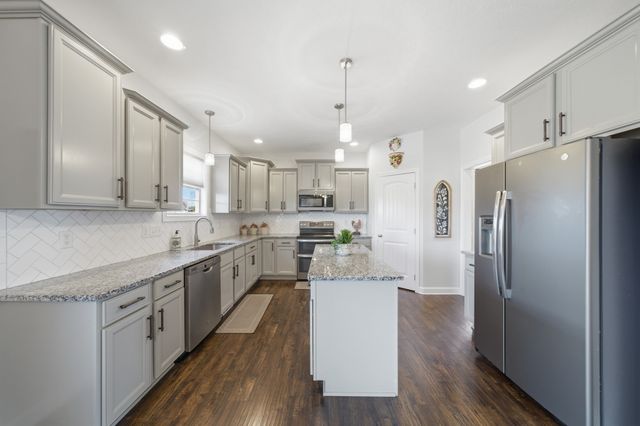 1265 Upland Ter, Clarksville, TN 37043