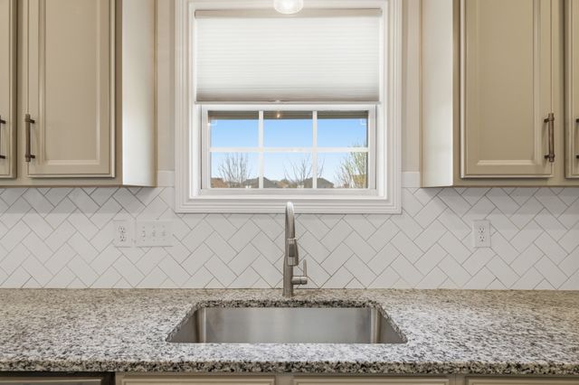 1265 Upland Ter, Clarksville, TN 37043