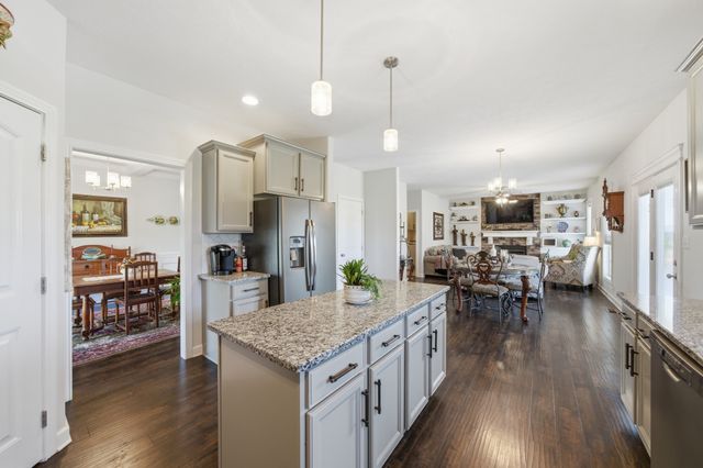 1265 Upland Ter, Clarksville, TN 37043