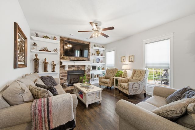 1265 Upland Ter, Clarksville, TN 37043