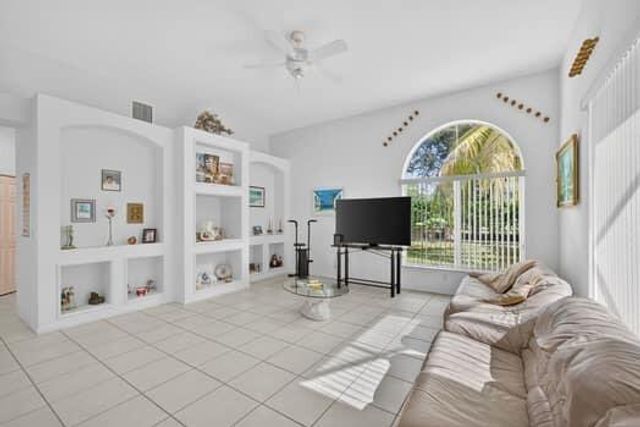 4338 Danielson Drive, Lake Worth, FL 33467