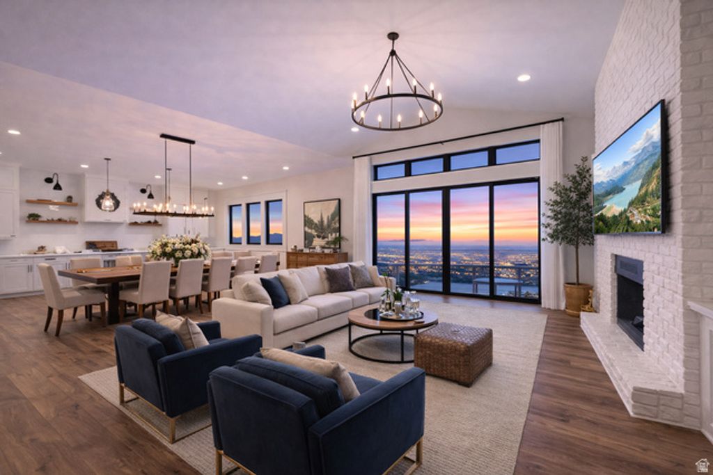 Image 14 of property listing at 851 E MOUNTAIN RD, North Ogden, UT 84414